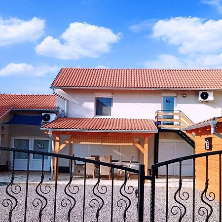 Csigahaz Apartman Pécs Exterior foto