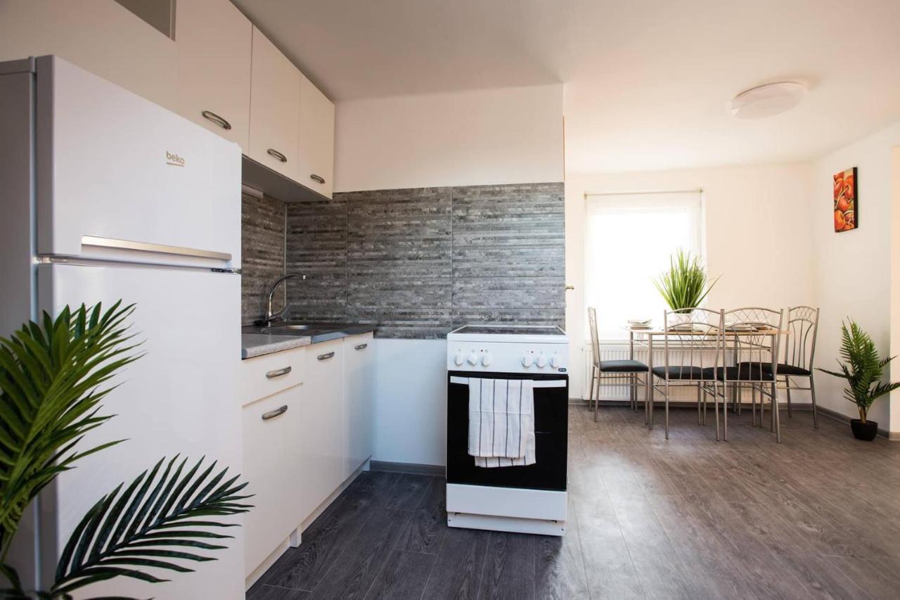 Csigahaz Apartman Pécs Exterior foto
